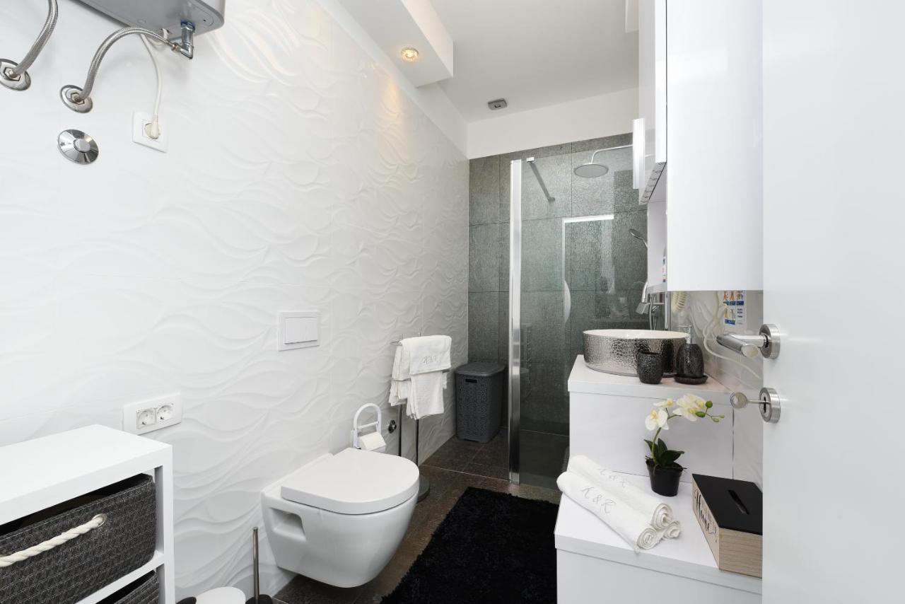 Deluxe Apartman Korina & Ramona Задар Екстериор снимка