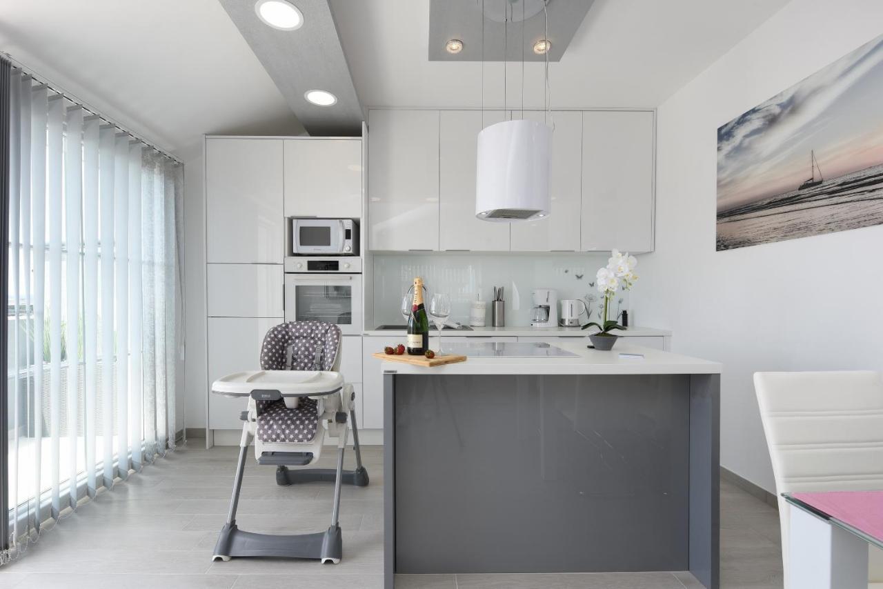 Deluxe Apartman Korina & Ramona Задар Екстериор снимка